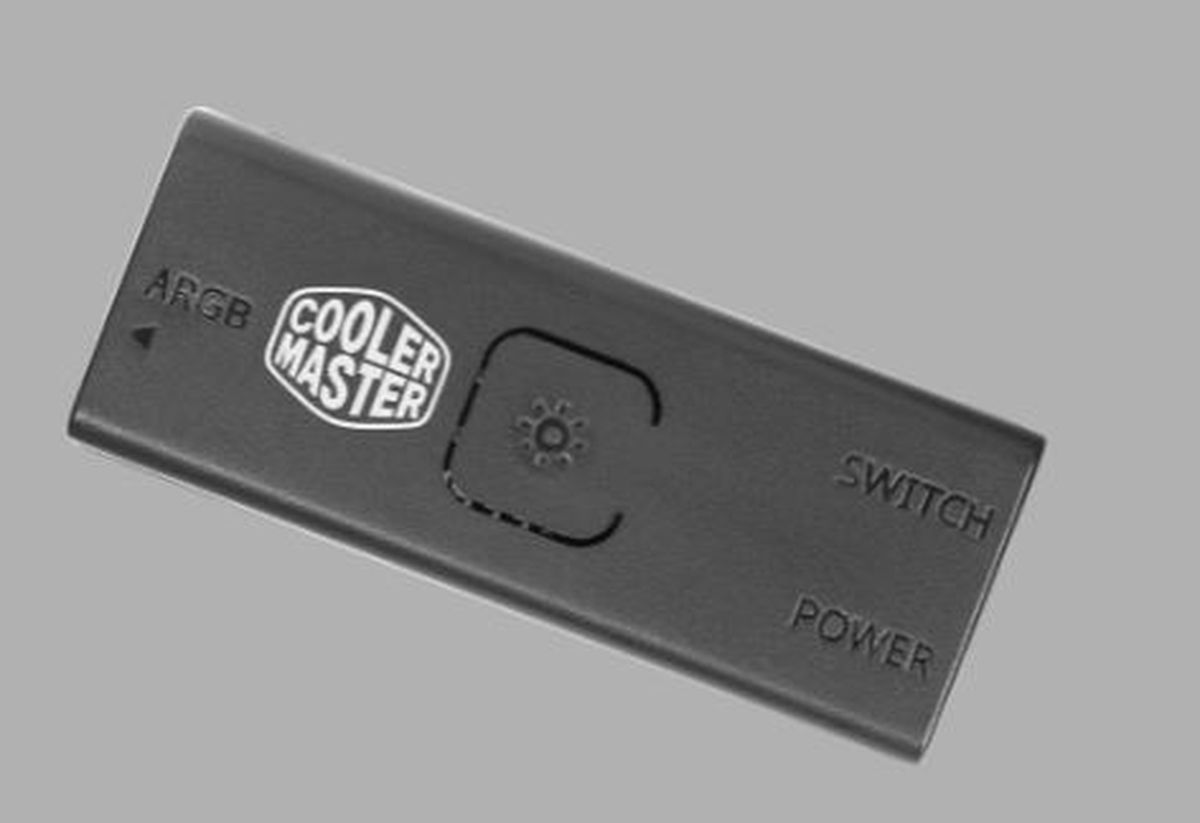 MasterBox MB520 - E-ATX - RGB - Noir - Avec fenêtre